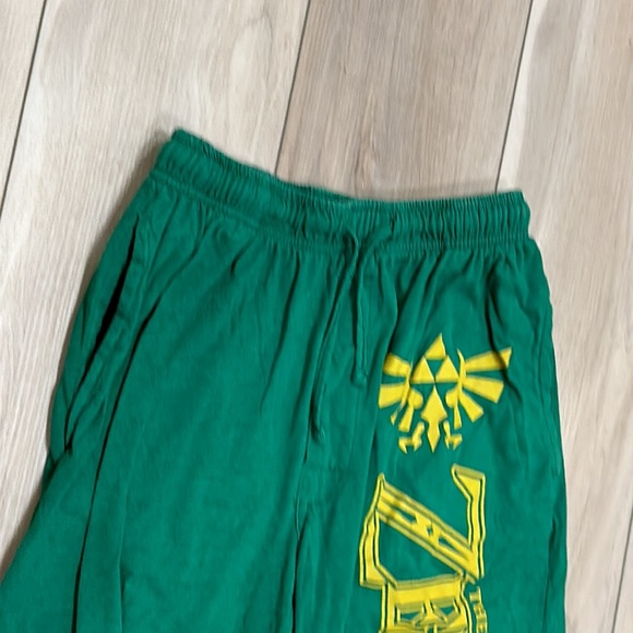 EUC The Legend of Zelda Brand Men’s Size S Small Athletic Shorts with Pockets - Picture 3 of 7